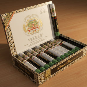 Arturo Fuente King T