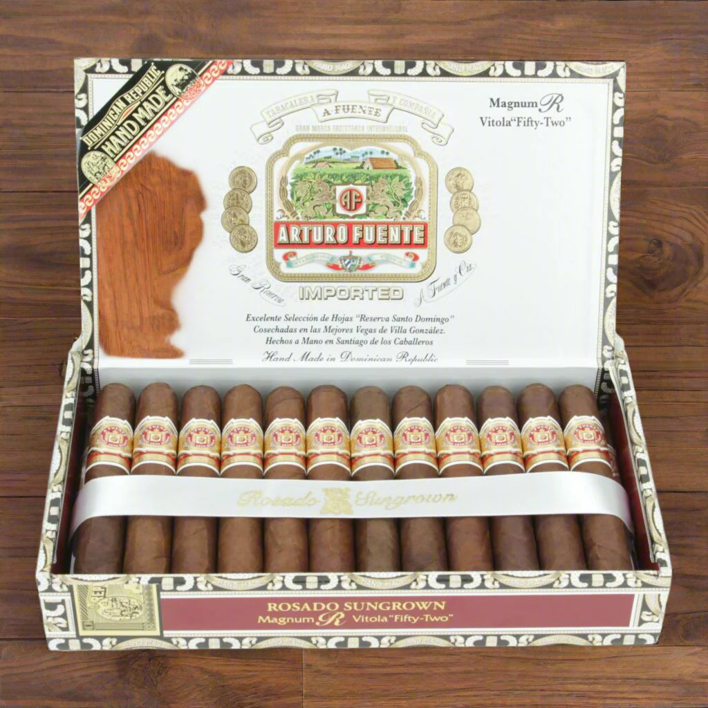 Arturo Fuente Magnum R Rosado Sungrown 52 open box- Cigar Titan