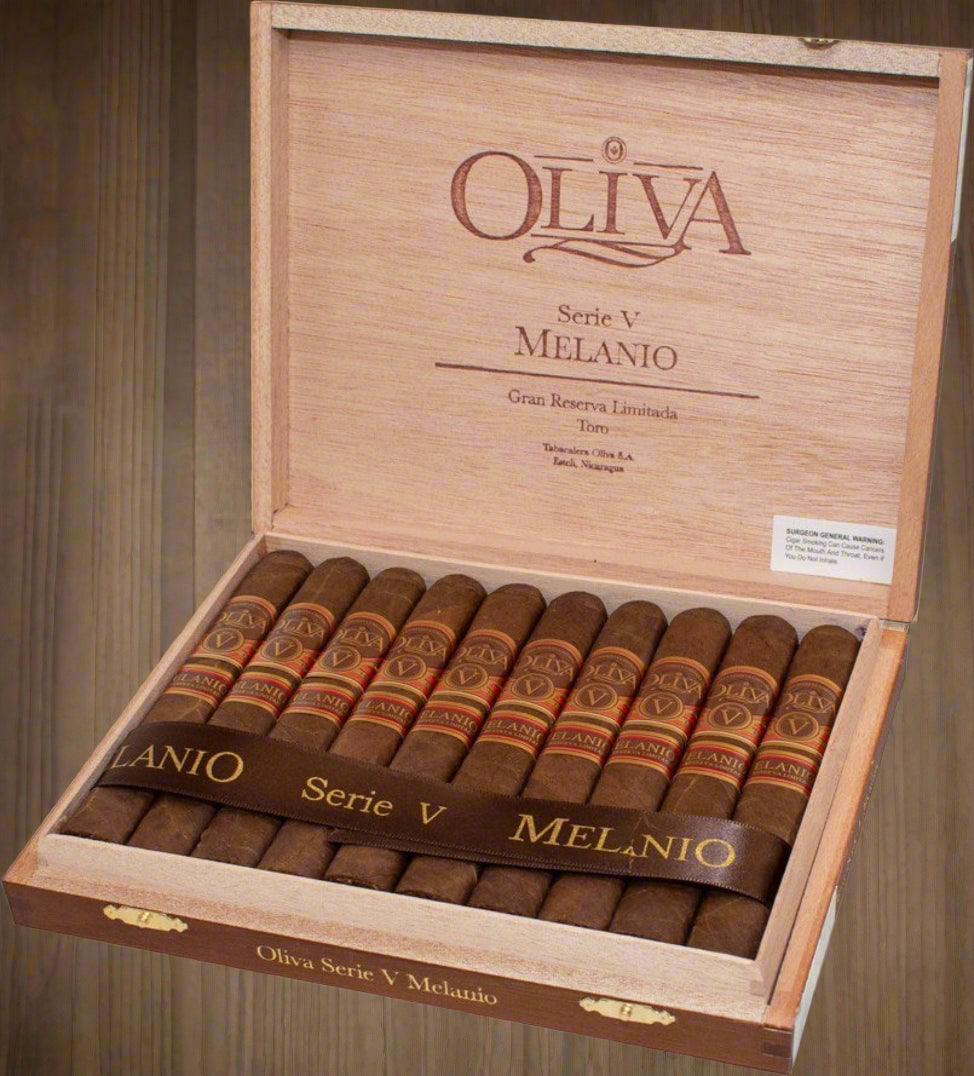 Oliva Serie V Melanio Toro