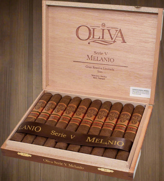 Oliva Serie V Melanio Toro
